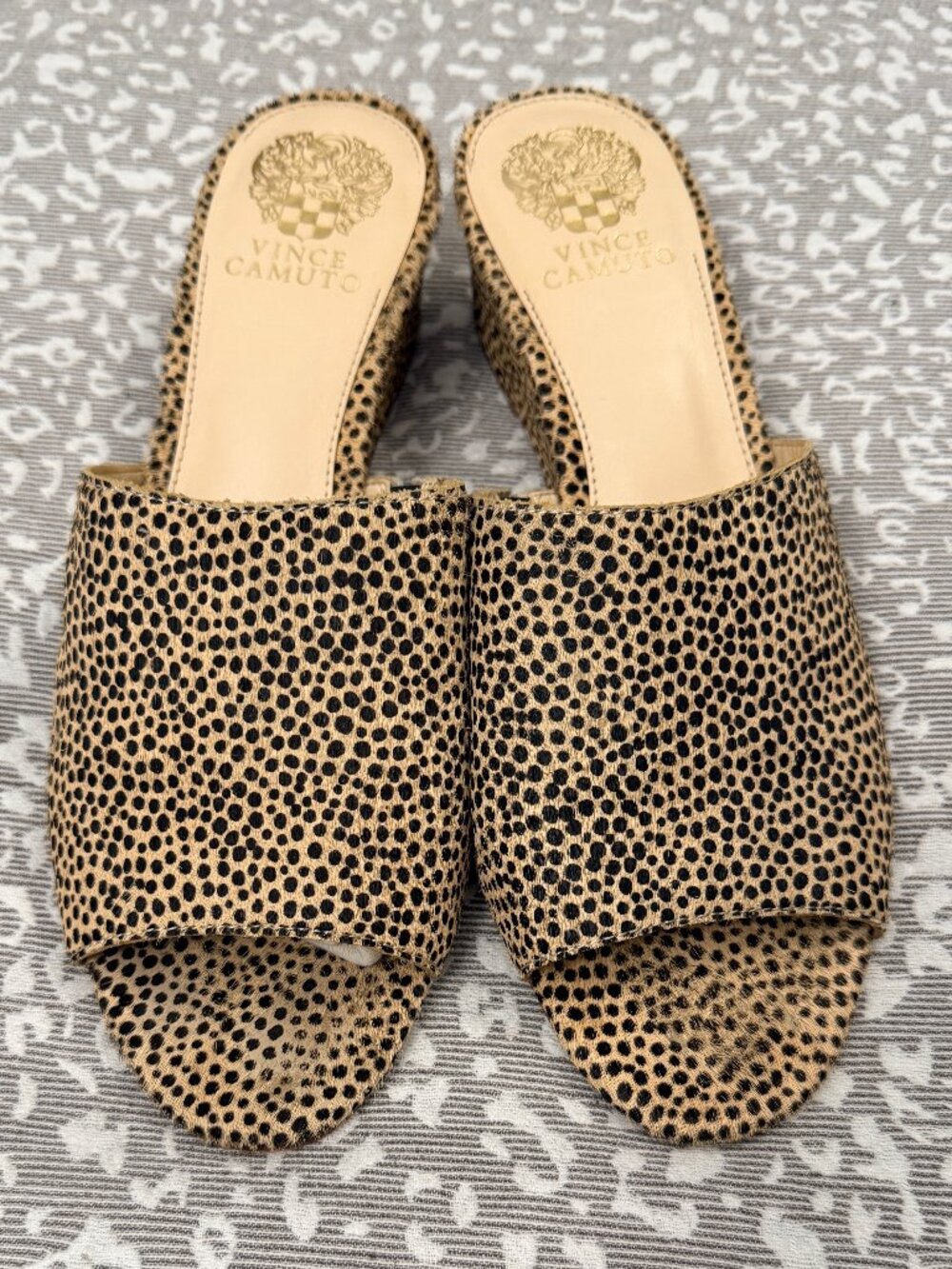 Vince Camuto Stephena Cow Hair Slip-on Sandal - Size 9.5 M - Picture 3 of 10